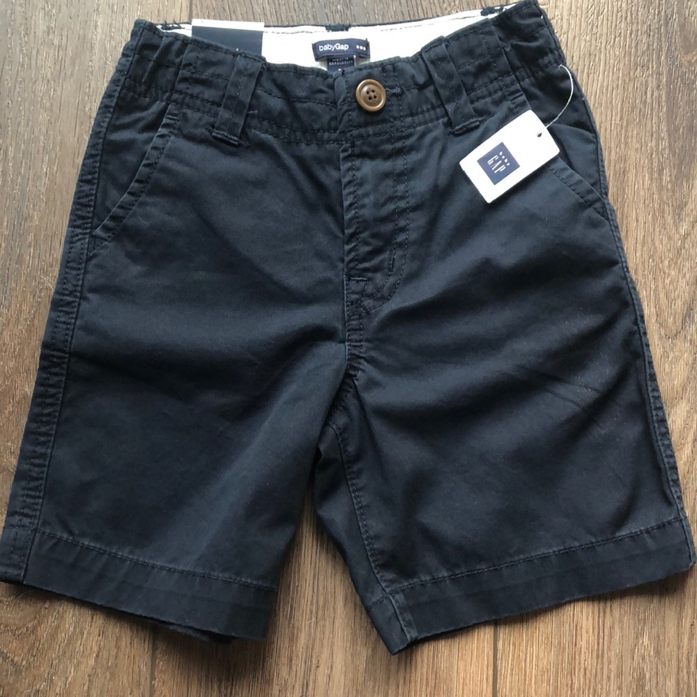 NWT Gap toddler boys navy shorts 2T